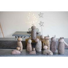 Set Of Twelve River Rock Nativity Scene Gray Rock Nativity, Nativity Ideas, Rock Pictures, Nativity Scene Sets, Christmas Rocks, Nativity Story, Christmas Accents, Christian Crafts, Nativity Sets