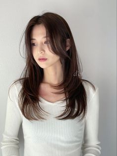 Korean Middle Length Hair, Asian Haircut Ideas, Medium Length Haircut Asian, Hair Cut Lengths, Korean Hairstyle Ideas, Ulzzang Hair, Korean Hair Color, Asian Haircut, Oval Face Haircuts