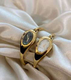 Trendy Watches Women Fashion, Vintage Saat, Gucci Watches, Outfit Elegantes, Gold Watches, Formal Accessories