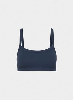 Aritzia Workout Set, Aritzia Set, College Basics, Sweat Vest, Lawyer Fashion, Exercise Clothes, New Party Dress, Aritzia Tops, Clothes Wishlist