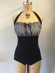 Francis Swimsuit Goth Bathing Suit, 1970s Swimsuit, Sam Character, Pinup Clothes, 50s Swimsuit, 1950s Swimsuit, 2023 Moodboard, Vintage One Piece, Outfit Kpop