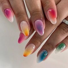 Aura Nails, Nagellack Trends, Trendy Nail Art Designs, Easy Nails, Colorful Nails, Almond Nails Designs