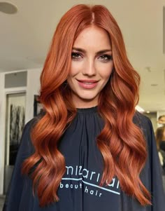 Metallic Ginger Auburn Hair Ginger Brown Hair, Bright Copper Hair, Ginger Hair Dyed, Cheveux Oranges, Ginger Hair Color, Long Hair Wigs, Hair Color Auburn, Penteado Cabelo Curto, Auburn Hair