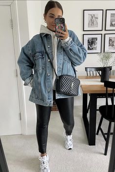 Denim Jacket Outfit, Athleisure Outfits, Mode Inspo, Casual Winter Outfits, Outfit Inspo Fall, 가을 패션, Fall Fashion Outfits, Casual Style Outfits