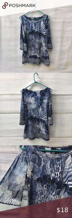 ANAC Designed by Kimi Womens Floral Mesh Tunic Cold Shoulder Top Size M Animal Print Design, Cold Shoulder Top, Women's Wardrobe, Blue Hues, Tunic Top, Cold Shoulder, Shoulder Top, Length Sleeve, Tunic Tops