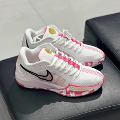 Spikes Running Shoes, Zapatillas Nike Basketball, Girls Basketball Shoes, Pretty Sneakers