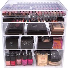 PRO BEAUTY BOX by OriginalBeautyBox on Etsy Organized Makeup, Rangement Makeup, Penyimpanan Makeup, Alat Makeup, Makeup Area, Lipstick Organizer, Makeup Drawer, Makeup Organization Vanity, Makeup Lovers