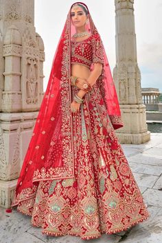 Crimson Red Embroidered Silk Bridal Lehenga Choli Bridal Chaniya Choli, Raw Silk Lehenga, Raw Silk Fabric, Designer Bridal Lehenga, Red Wedding Dresses, Red Lehenga