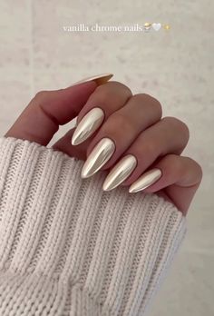 Vanilla Chrome Nails, Gold Chrome Nails, Makijaż Smokey Eye, Almond Acrylic Nails, Acrylic Nails Coffin Short, Hot Nails