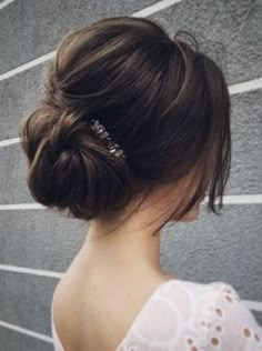 Penteados para madrinhas 2018: 54 FOTOS e ideias para você copiar! Wedding Hairstyles For Women, Elegant Wedding Hair, Best Wedding Hairstyles, Hairstyles Wedding, Trendy Wedding Hairstyles