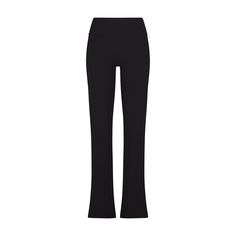 Wide Leg 4-way Stretch Leggings For Loungewear, Mid-rise Pants With Minimal Stretch, Chic Straight Leg Yoga Pants, Chic Solid Color Yoga Pants With 4-way Stretch, Chic Solid Color 4-way Stretch Yoga Pants, Elastane Straight Leggings For Loungewear, Sleek Loungewear Bottoms, Chic Fitted Pants With Ribbed Waistband, Black Lounge Pants