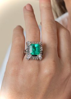 Antique Emerald Ring For Collectors, Luxury Antique Green Emerald Ring, Luxury Antique Emerald Ring, Exquisite Emerald-cut Emerald Ring, Luxury Vintage Emerald Collectible Ring, Colombian Emerald Ring, Natural Emerald Rings, Colombian Emeralds, Textured Ring