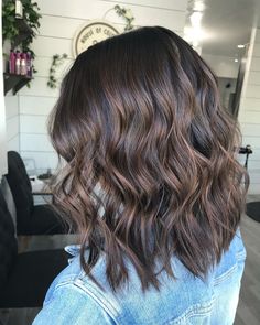 Level 6 Brunette Hair, Cinnamon Balayage Brunettes, Level 5 Brown Hair With Highlights, Short Hair Brown Balayage, Long Bob Styling, Level 6 Brown Hair, Level 5 Brown Hair, Brunette 2023, Brown Hair Levels