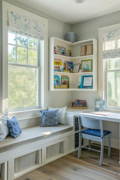 36 Trendy Homeschool Room Ideas for Small Spaces Homeschool Corner Space In Living Room, Homeschool In A Small Space, Homeschool In Small House, Homeschooling In A Small Space, Homeschool Space Ideas, Small Study Room Ideas