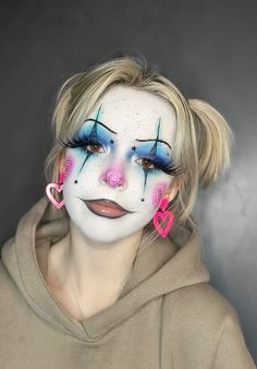 Cotton Candy Clown Makeup, Classic Clown Makeup, Clown Makeup Colorful, Neon Clown Makeup, Crazy Clown Makeup, Maquillaje De Payaso Mujer, Pretty Clown Makeup, Clown Girl Makeup, Goth Clown Makeup