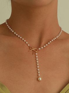 1pc Elegant Cultured Pearl & Bow Decor Y Lariat Necklace For Women For Gift | SHEIN USA Elegant Jewellery Classy, Cool Pearl Necklace, Elegant Necklaces Gold, Collares Coquette, Ideas Para Hacer Collares, Diy Pearl Necklace, Coquette Jewelry, Kalung Manik-manik, Jewelry Pearl Necklace