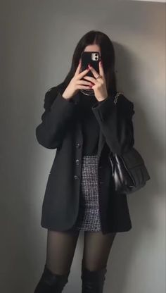 Dark Academia Outfit Professional, Classy Bossy Outfits, Dark Academia Outfit Work, Dark Office Outfit, Buisness Casual Women, Uni Outfit, Buisness Casual, Inspo Fits