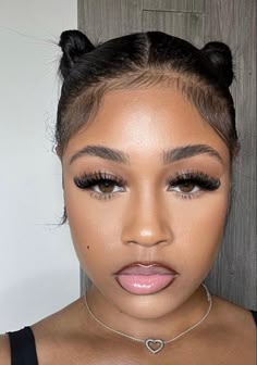 Amazon Beauty Finds, Natural Glam Makeup, Black Truck, Soft Makeup Looks, Lash Extensions Styles, Pretty Lashes, Birthday Makeup