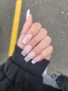 Coffin Winter Acrylic Nails, Simple Winter Acrylic Nails Coffin, Coffin Nail Inspo Winter, Holiday Nails Winter Christmas Coffin, Cute Winter Acrylic Nails Coffin, Simple Winter Acrylic Nails Square, Aesthetic Nails Acrylic Winter, Full Set Nails Acrylic Winter, Trendy Winter Nails Square