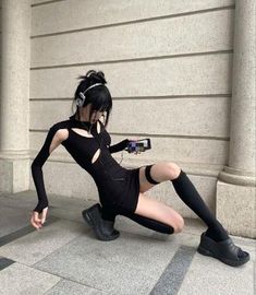 #cyber #cybery2k #cyberpunk #ootd #fit #outfit #aesthetic Black Cybercore Outfit, Soft Techwear, Tech Wear Aesthetic, Futuristic Outfits, Spy Outfit, Aesthetic Outfit Ideas, Looks Party