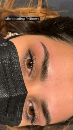 Arch Eyebrows Black Women, Eyebrow For Round Face, Thick Eyebrow Shapes, Round Eyebrows, Big Eyebrows, Micro Blading, Baddie Hair, Eyebrows Microblading