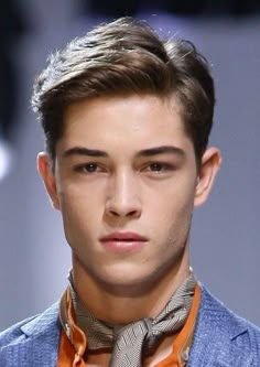 corte-para-hombres8 |  # Short Textured Haircuts, Medium Textured Hair, Classic Mens Haircut, Oval Face Men, Smart Hairstyles, Boys Hairstyles, Classic Mens Hairstyles