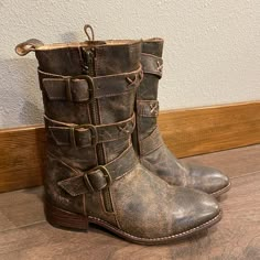 Worn Once. Bed Stu Boots Sz 7.5 Rugged Closed Toe Boots Medium Width, Rugged Boots With Closed Toe And Medium Width, Rugged Boots With Medium Width And Closed Toe, Wide Calf Moto Boots With Stacked Heel, Wide Calf Mid-calf Boots With Buckle Closure, Rugged Boots With Buckle Closure And Round Toe, Rustic Moto Boots With Reinforced Heel And Round Toe, Rugged Moto Boots With Round Toe, Leather Footbed Moto Boots With Medium Width