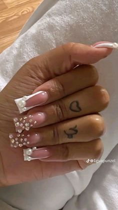 @sheistakiab Vacay Nails Acrylic, Vacation Nails Black Women, Glam Birthday Nails, 25 Nails, Vacay Nails, Poppin Nails, Movie Bloopers, Birthday Plans, Girly Acrylic