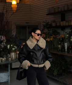 Faux Jacket Outfit, Osaka Winter, Faux Leather Jacket Outfit, Faux Fur Coat Outfit, Leather Jacket Outfit Winter, Michelle Infusino, Faux Fur Coats Outfit, Winter Leather Jacket, Leather Jacket Winter