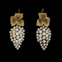 Victorian Earrings - Jewelry #Victorian #Edwardian #Gold #Pearl #Earrings #Dangle Seed Pearl Jewelry, Festive Jewellery, Cluster Jewelry, Gold Pearl Earrings, Pearl Jewellery, Seed Pearl, Victorian Jewelry