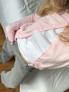 Pink Cardigan Outfit, Scandinavian Outfit, Look Legging, Uni Outfits, Cardigan Outfits, Mode Inspo, Cute Everyday Outfits