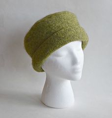 Ravelry: Cuffed Felted Hat pattern by Cindy Pilon Hats Bucket, Felted Hats, Sewing Hats, Felted Crochet, Felted Hat, Fleece Hats, Hat Patterns Free, Felted Wool Crafts, Felt Hats