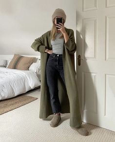 Casual Day Outfits Fall, Casual Jean Outfits Fall, Free People Onesie Outfit Fall, Fall 2033 Fashion, Fall Knit Pants, Casual Day Outfits Winter, Winter Outfits Everyday, Fall Everyday Outfits, Fall Outfits Everyday