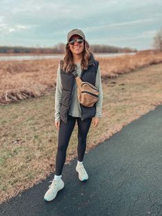 End of December Outfit Round-Up – Marissa Wears an Outfit Colorful Scarf Outfit, Carhartt Women's Outfit, Birkenstock Boston Outfit, Blundstone Style, Boston Outfits, December Outfits, End Of December, 2024 Outfits, Winter Capsule