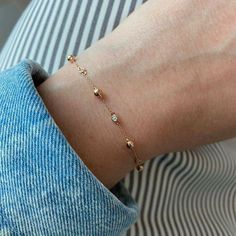 Diamond Car, Hand Bracelets, Delicate Gold Jewelry, Bezel Bracelet, Hand Chain Bracelet, Station Bracelet, Jewelry Photoshoot, Kids Bracelets