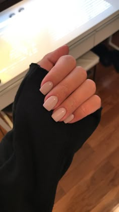 Ongles Beiges, Casual Nails, Classy Acrylic Nails, Neutral Nails, Classy Nails, Dream Nails, Chic Nails