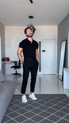 Mens Dressed Up Outfit, Black Party Outfit Men, Outfit Hombre Aesthetic, Outfits Aesthetic Hombre, Party Outfit Men, Black Outfit Men, Smart Casual Menswear, Mens Summer Outfits