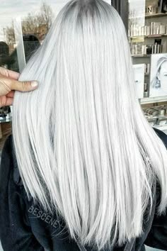 Platinum Ash Blonde Grey Hair Color Silver, Grey Hair Wig, Beige Blond, Ash Blonde Hair Colour, Girl Hair Colors, Colored Hair Tips, Blond Balayage, Silver Hair Color