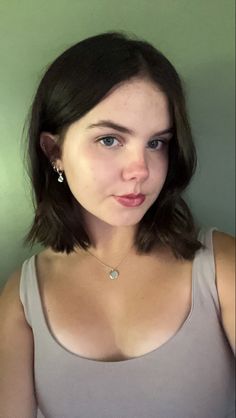 Shoulder Length Hair Above Shoulders, Short Brown Hair Shoulder Length, Cute Above Shoulder Length Haircuts, Cute Short Dark Hair, Short Brown Hair Above Shoulders, Short Dark Thick Hair, Short Hair No Layers Shoulder Length, Short Above The Shoulder Haircuts, Right Above The Shoulder Haircut