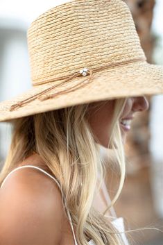 Beach Hats Outfit, Panama Hats For Women, Straw Panama Hat, Summer Straw Hat, Floppy Hats, Classic Music, Summer Hats For Women, Classic Hats, Straw Hats