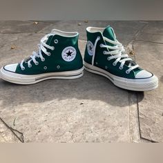 New Custom Chuck 70s Dark Green Hightops Womens Size 7 Emerald Converse, Emerald Green Converse, Slytherin Shoes, Dark Green Converse, Emerald Quince, Dark Green Shoes, Emerald Green Shoes, Green Shoes Women, Emerald Shoes