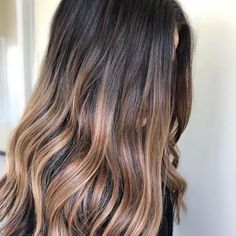 Blonde Hair With Colored Ends, Dip Dye Hair Brown, Hair Color Dip Dye, Brown Hair With Blonde Ends, Light Brown Ombre Hair, Blonde Dip Dye, Dark Ombre Hair, Cool Blonde Hair Colour, Dipped Hair