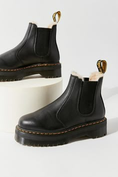 Chelsea Boots Outfit Women Winter, Dr Martens Chelsea Boots Outfit, Chelsea Boot Outfits Women, Doc Martens Chelsea Boot, Winter Chelsea Boots, Doc Martens Outfits