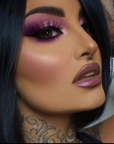 Blown Out Smokey Eye, Glam Makeup Looks Dramatic, Sarah Cabrera, Seductive Makeup, Purple Makeup Looks, Bronze Eye Makeup, Sparkly Makeup, Bold Eye Makeup, Bold Makeup Looks