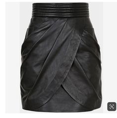 Leather Zipper Skirt, Leather Wrap Skirt, Short Wrap Skirt, Short Leather Skirts, Blazer Street Style, Panel Skirt, Unique Skirts, Paneled Skirt, Skirt Short