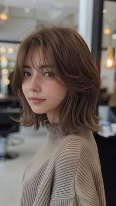 Hairdye Ideas Brown Hair, Brown Hair Colors Shoulder Length, Short Hair Two Tone Color, Hair Color For Morena Skin Short Hair, Brown Hair For Short Hair, Cool Brown Hair Short, How To Get Brown Hair Naturally, Shoulder Length Mushroom Brown Hair, Hair Color Styles For Short Hair