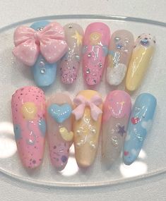 Nail Art Base Drawing, Cute Glittery Nails, Princess Nails Design, Pinky Pie Hair, Pastel Kawaii Nails, Rainbow Bright Nails, Hatsune Miku Nails Ideas, Purple Kawaii Nails