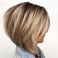 26 Cutest Layered Bob With Bangs for 2021 Straight Bob Haircut, Layered Bob With Bangs, Graduated Bob Haircuts, Line Bob Haircut, Graduated Bob, Bob Hairstyles For Thick, Cut Hairstyles, Chop Chop, Hairstyles For Fine Hair