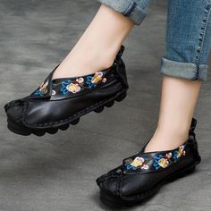 National Style Embroidered Comfortable Flat Shoes 2019 April New 35 Black Flats Shoes Comfortable, Black Dating, Loafer Slippers, Shoe Boot Sandals, Comfortable Flats, Round Toe Heels, Rubber Heels, Boot Sandals, Flat Shoes