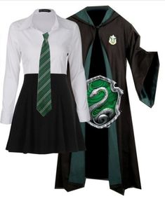 Slytherin Uniform, Harry Potter Uniform, Slytherin Costume, Harry Potter Costumes, Slytherin Clothes, Harry Potter Case, Slytherin Outfit, Slytherin Fashion, Hogwarts Uniform